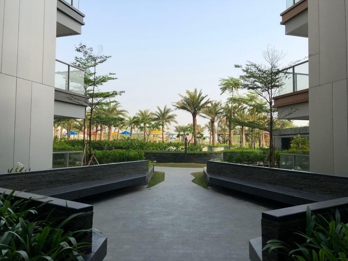 Gold Coast Pik Sea View Apartments By Longesuites Jakarta Exterior photo